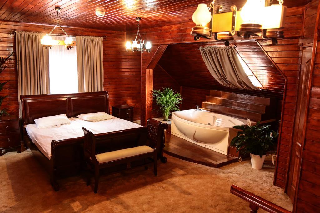 Deluxe Suite Sauna & Jacuzzi,415898604:JPEG