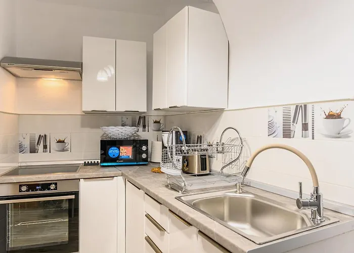 Dimora Np - Brasov Apartment