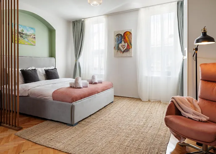 Lunga 16 Guesthouse 2 Brașov