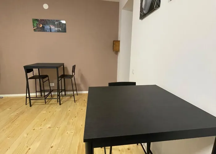 Schei Central Studio Rooms In The Heart Of Brasov, Romania