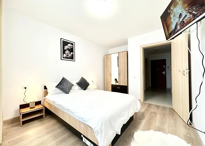 Urban Plaza Astra - Rise Private Apartments & Suites Brasov, Romania