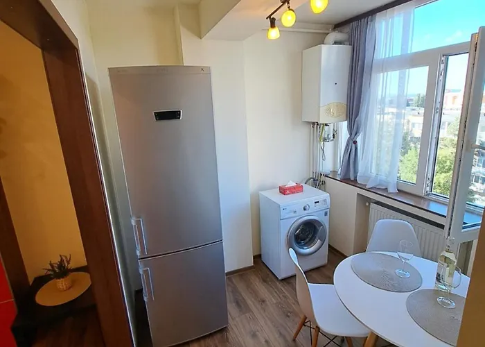 Chic Studio Apartment Brașov