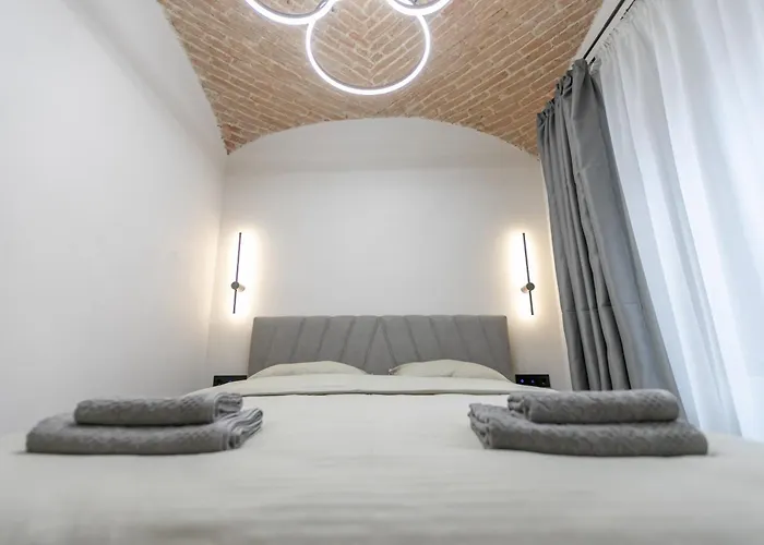 Biagio Boutique Studio - In Old Town - Ultra Central Brașov