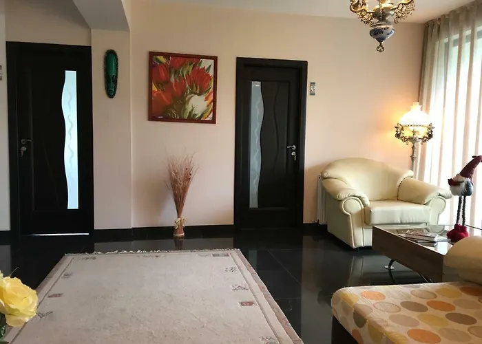 Calea Poienii Penthouse Apartment Brasov, Romania